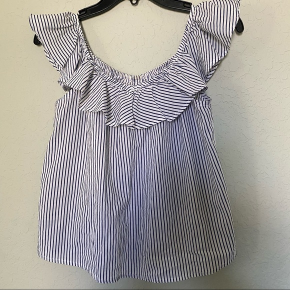 Ruffle cotton top - Picture 3 of 5